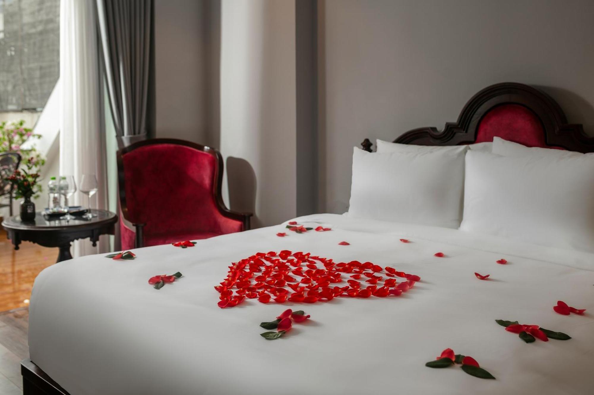 Serene Central Hotel Ханой Экстерьер фото